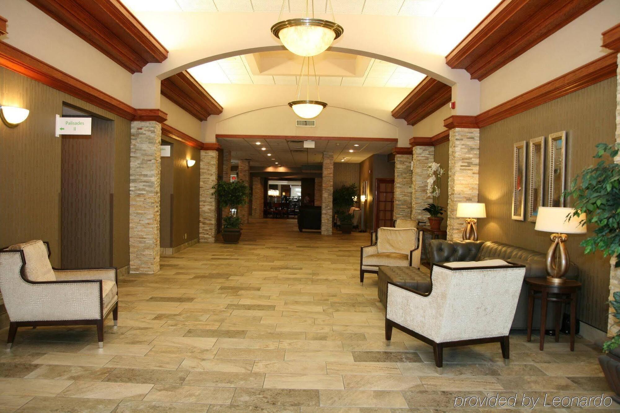 Holiday Inn Sioux Falls-City Center, An Ihg Hotel Exterior photo